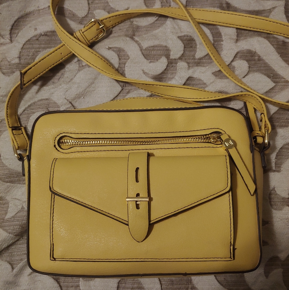 Liz Claiborne purse and wallet